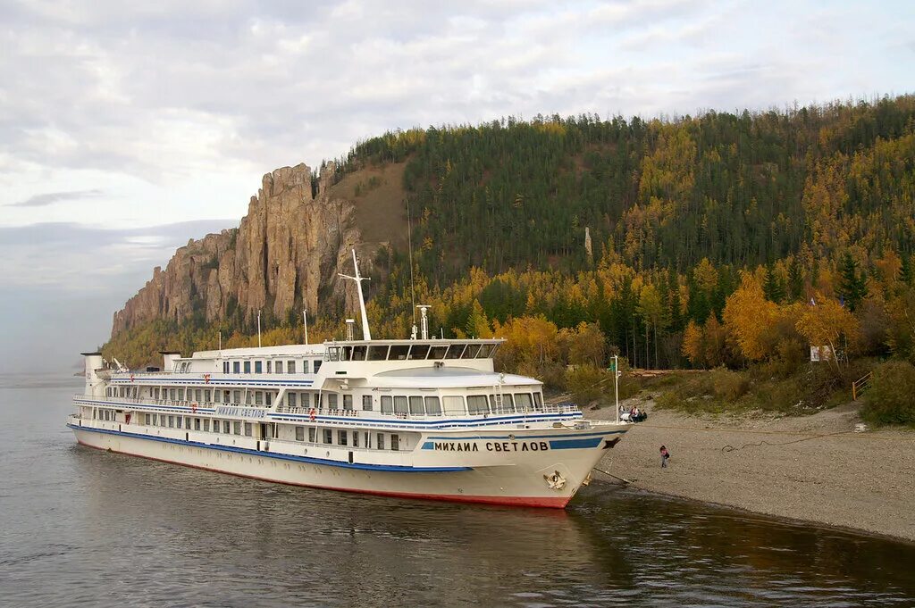 Теплоход по лене. Теплоход по лене. Река лена ленские столбы. Теплоход по лене. Теплоход по лене.