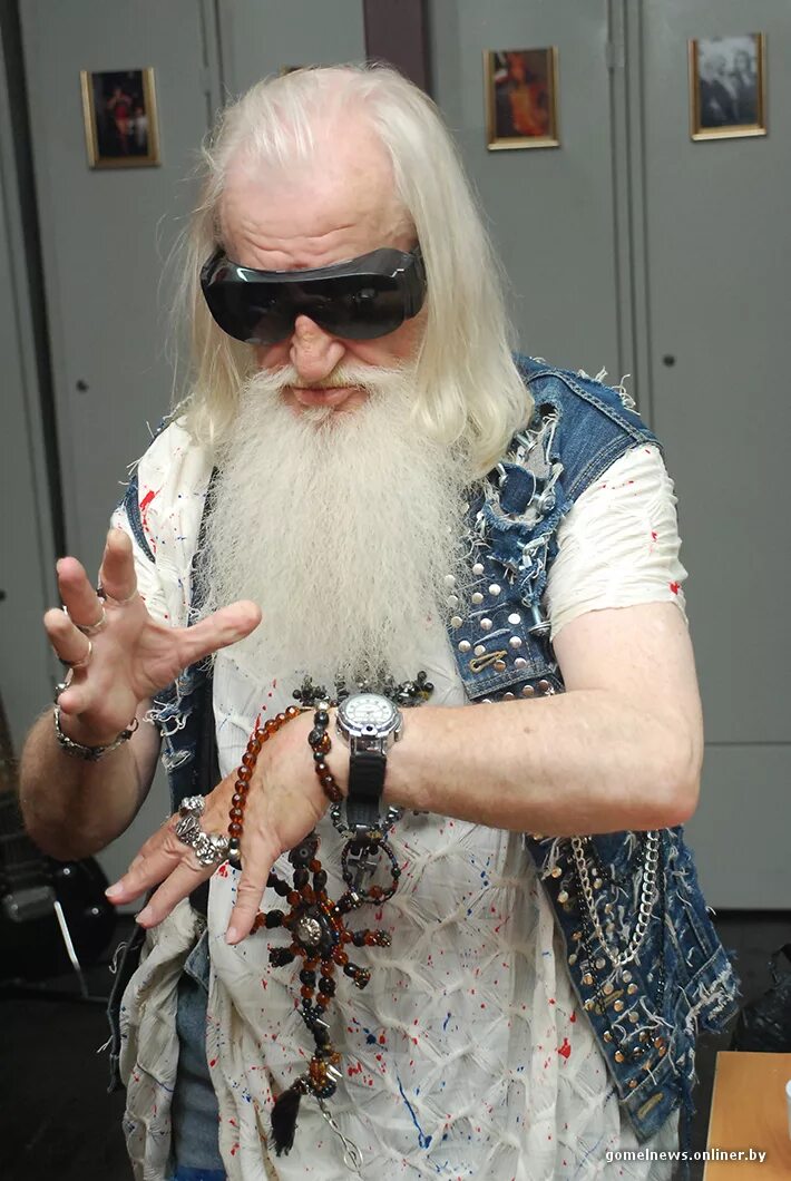 старики диджеи. дедушка рокер. диджей дед. старики диджеи. дед казимир диджей.