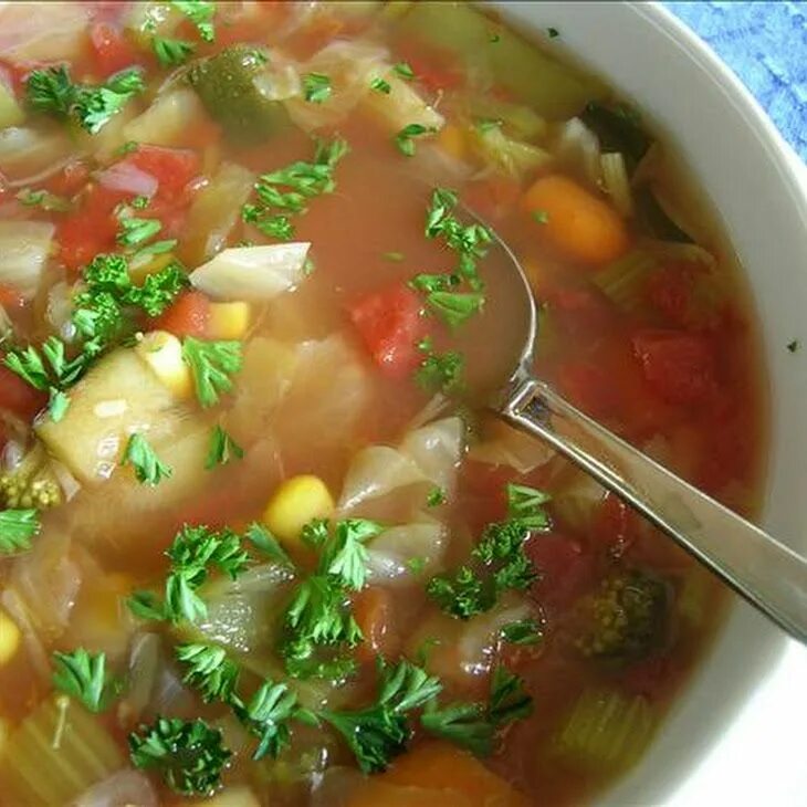 Суп при панкреатите поджелудочной рецепт. Овощной суп при панкреатите. Овощной суп для похудения. Овощной суп фото. Супы для поджелудочной железы.