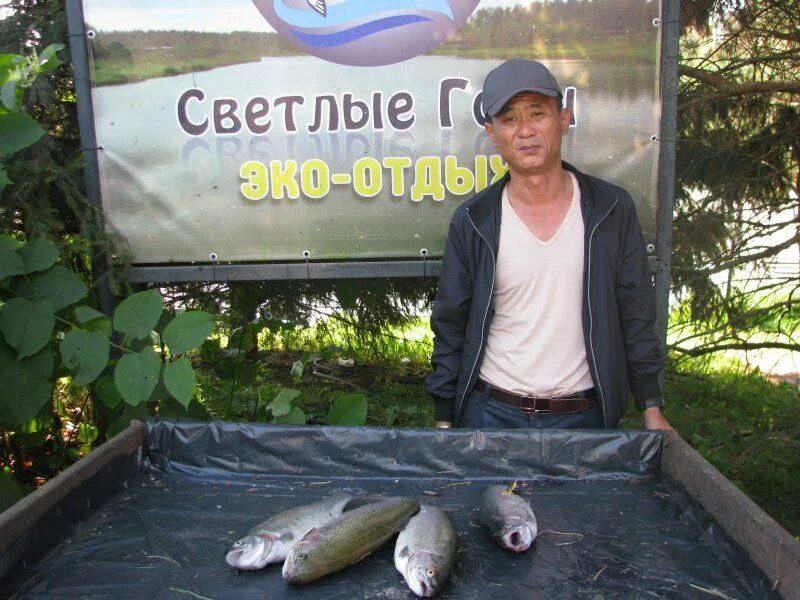 сазан на иртыше. ладно рыбалка водоём петровские шишкина. русфишинг светлые горы. петровский водоем домодедово платная рыбалка. рыба в иртыше омск.