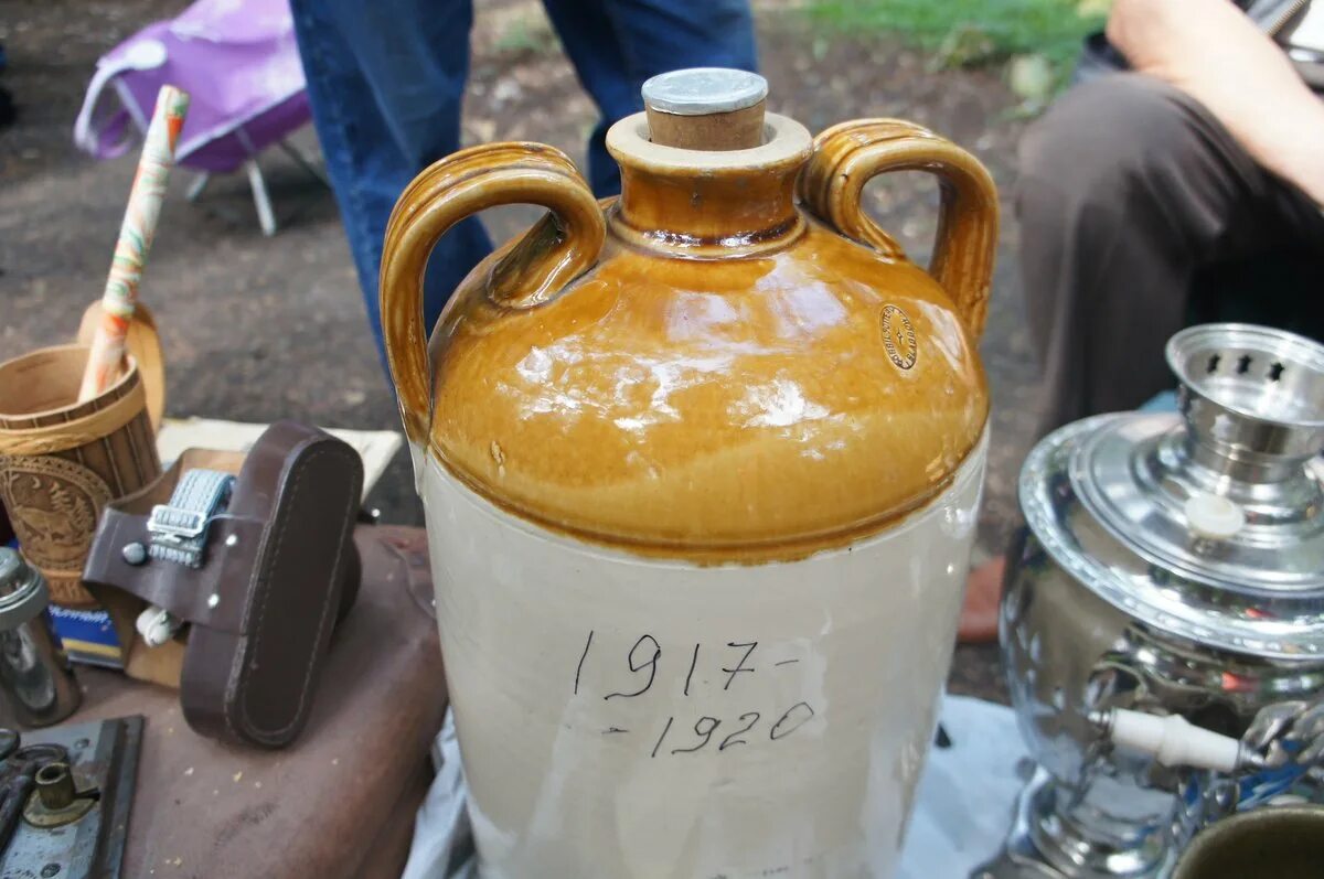 Блошиный рынок в новосибирске березовая роща. Блошиный рынок в новосибирске дк чкалова. Блошиный рынок в новосибирске ленинский район. Блошиный рынок на ленинском рынке новосибирск. Блошиный рынок в новосибирске ленинский.