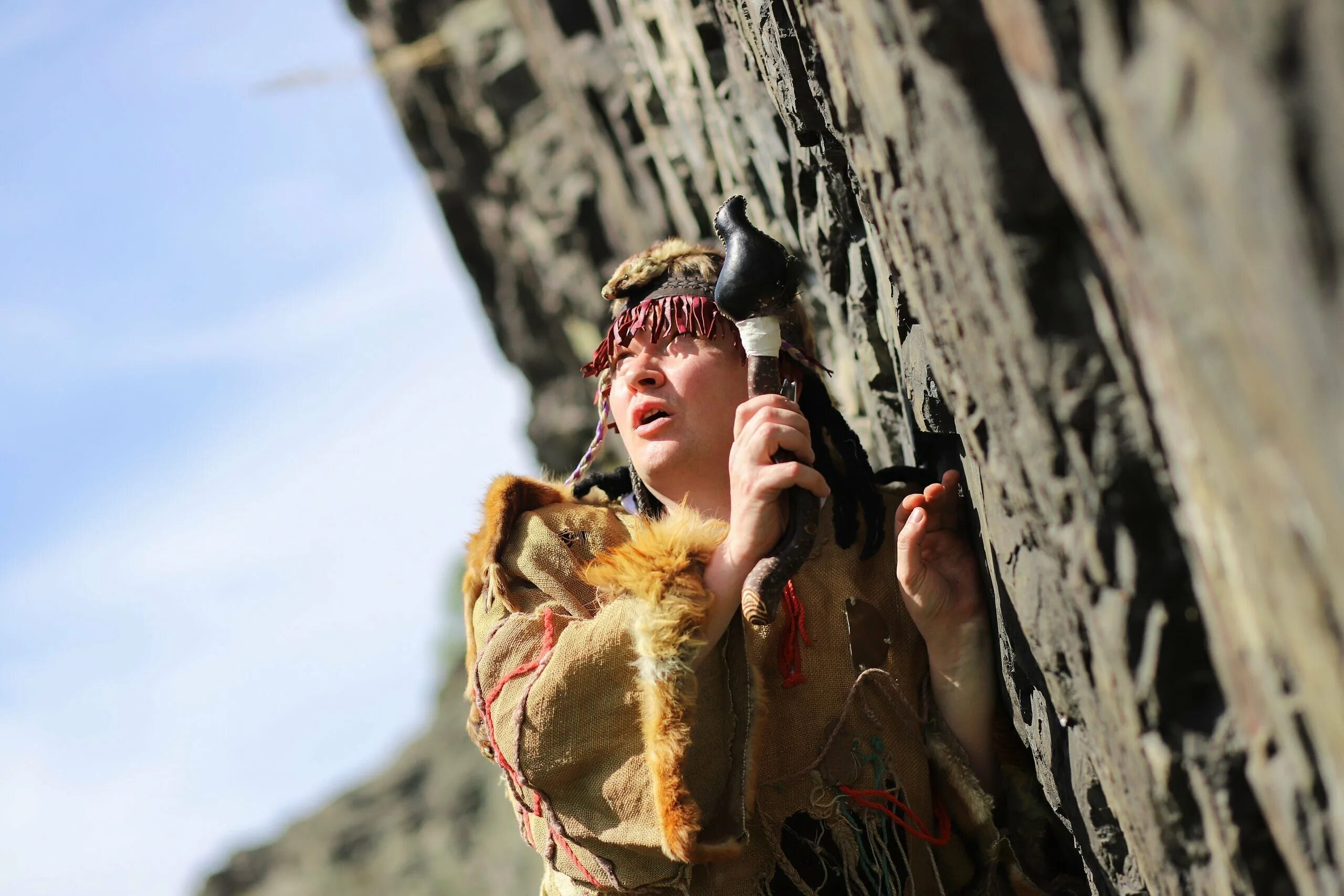 Шаманка описание серий. Shaman (певец). Певица Шаманка. Shaman Инстаграм. Шаман певец фото.