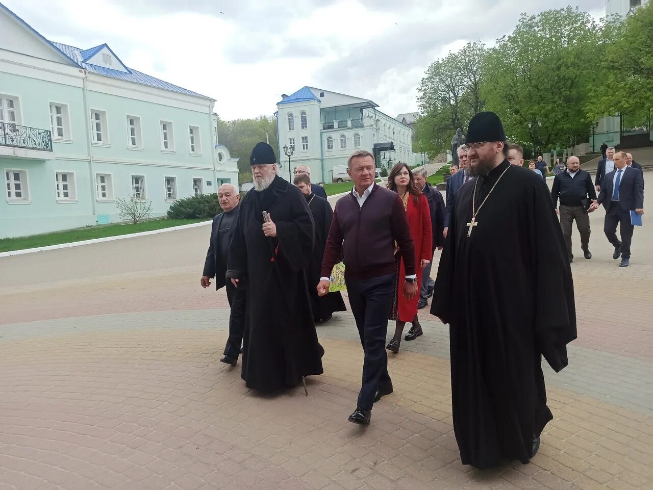 Местечко свобода курская. Коренная пустынь Курск. Местечко Свобода Курской области. Священники Горнальского монастыря Курской области. Поселок Свобода Курская область.