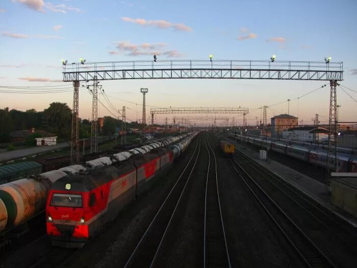 Сайт жд пермь. Станция Пермь 2. Ж.Д. станция Пермь 2. ЖД станция Пермь 2. Вокзал Пермь 2 поезда.