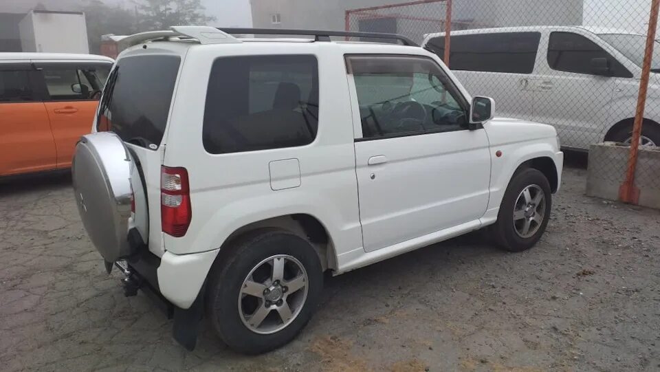 Mitsubishi pajero mini tuning. Митсубиси паджеро мини. Паджеро мини 2022. Ремонт паджеро мини. Mitsubishi pajero mini 1995.