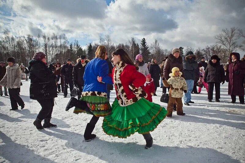 народный танец который танцевали на масленицу. народный танец который танцевали на масленицу. масленица танцы. народный танец который танцевали на масленицу. масленица пляски.