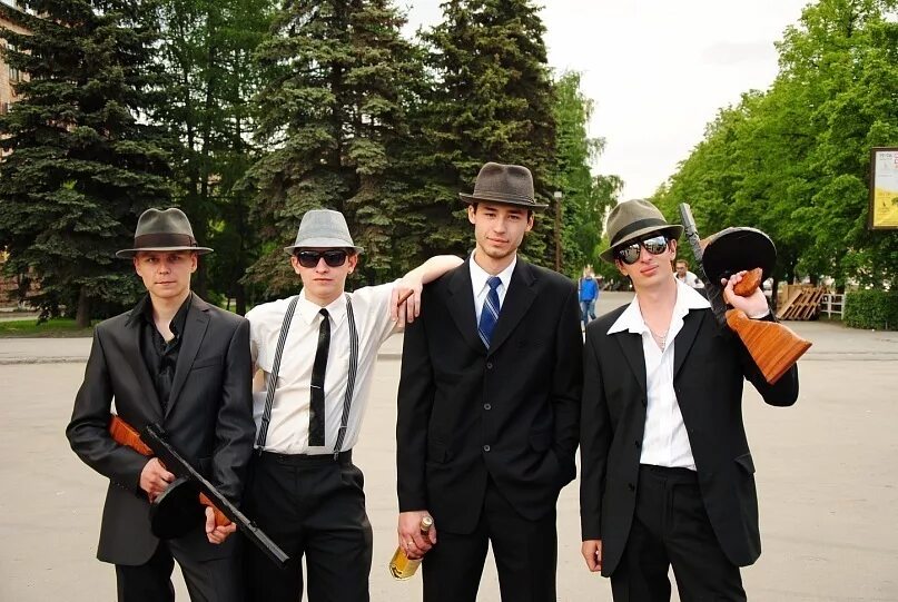 Группа джентльмены. Современные гангстеры. Русские гангстеры. Мафия 90-х. Стиль мафиози.