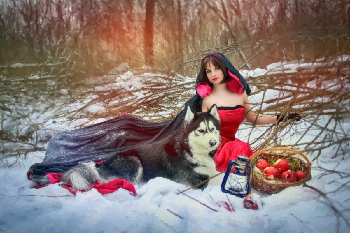 Фотосессия в лесу с шампанским. Фотосессия с яблоками зимой. фотосессия с красным яблоком зимой. красная шапочка в зимнем лесу. фотосессия зимой в лесу с яблоками.