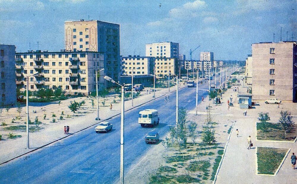 Абулхаир хана 55 актобе. Казахстан город ақтөбе. Актобе проспект абулхаир хана. Актюбинск улицы. Актобе город в казахстане.