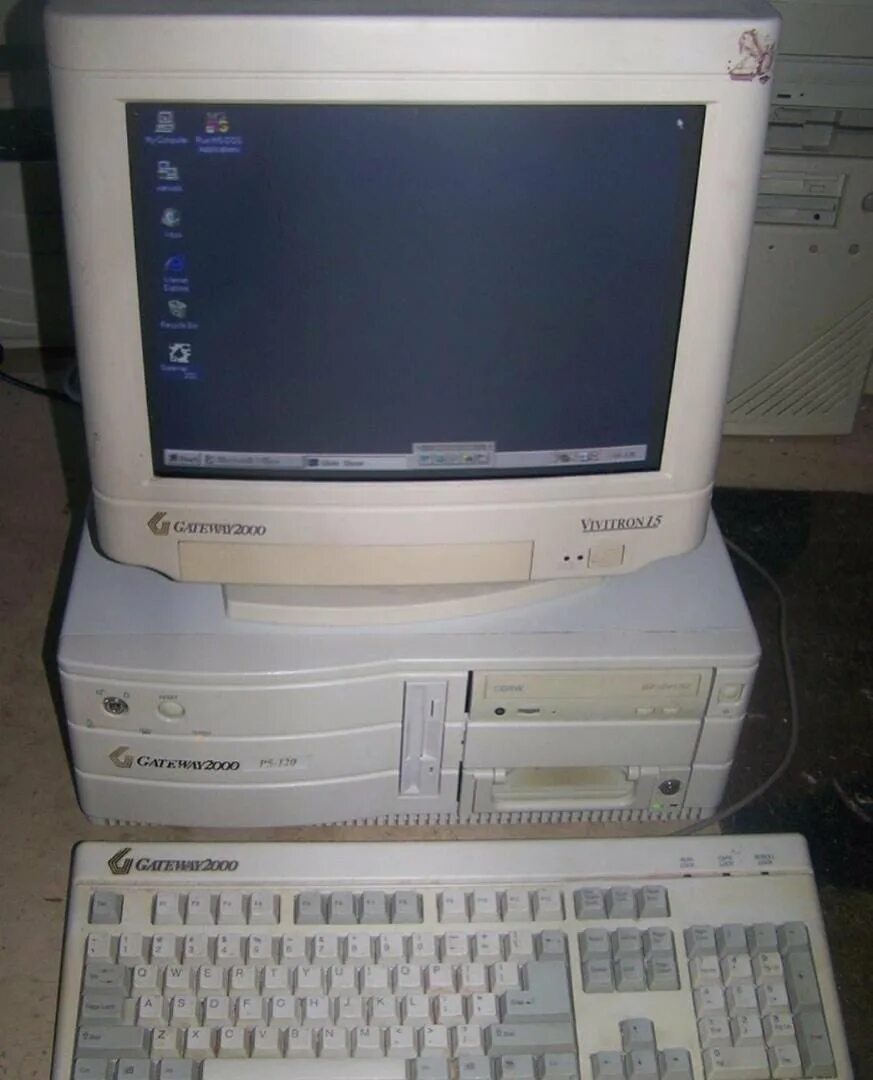 Компьютер Gateway 2000. Компьютер пентиум 1. Пентиум 1 корпус 1996. Пентиум 1