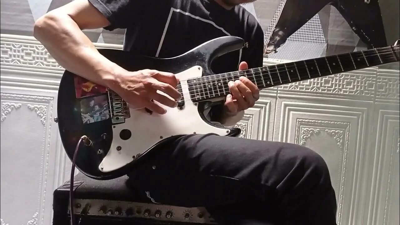 Ингви Мальмстин 2022. Simon Electric Guitar. Guitar brothers