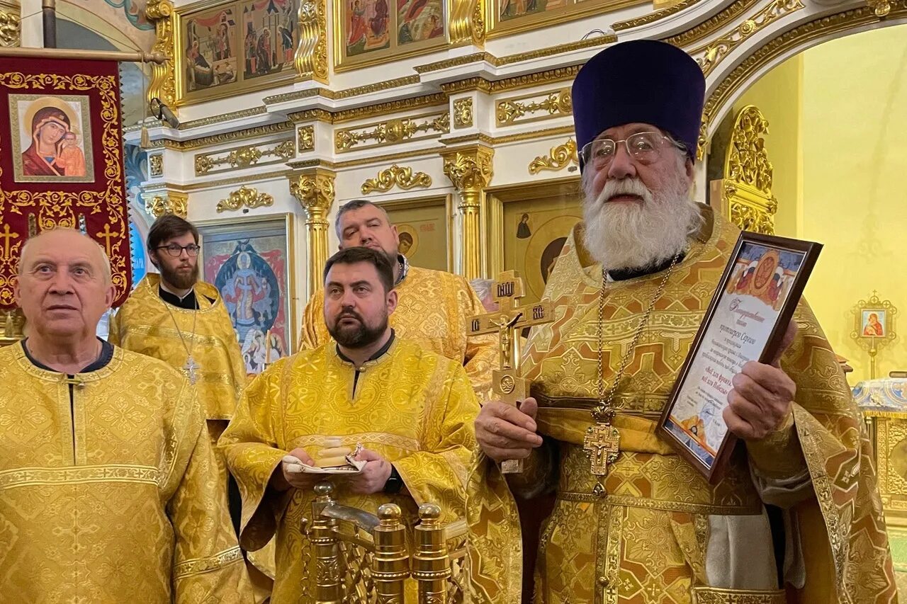 Православная фотосессия. Роль церкви в современной россии. Задачи для эксель практическая. Несколько приходов. Священник община.