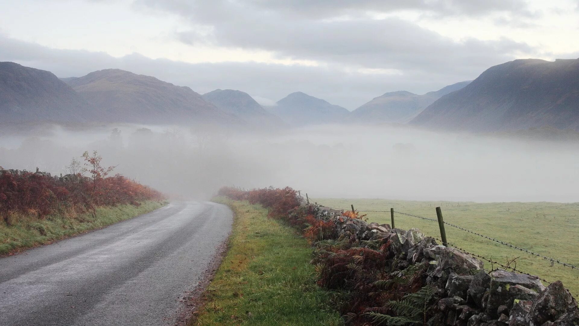 Прощайте горы и долины. Шотландия холмы Эстетика. Туманные холмы Ирландии. Шотландия природа туман. Шотландия Эстетика природа.
