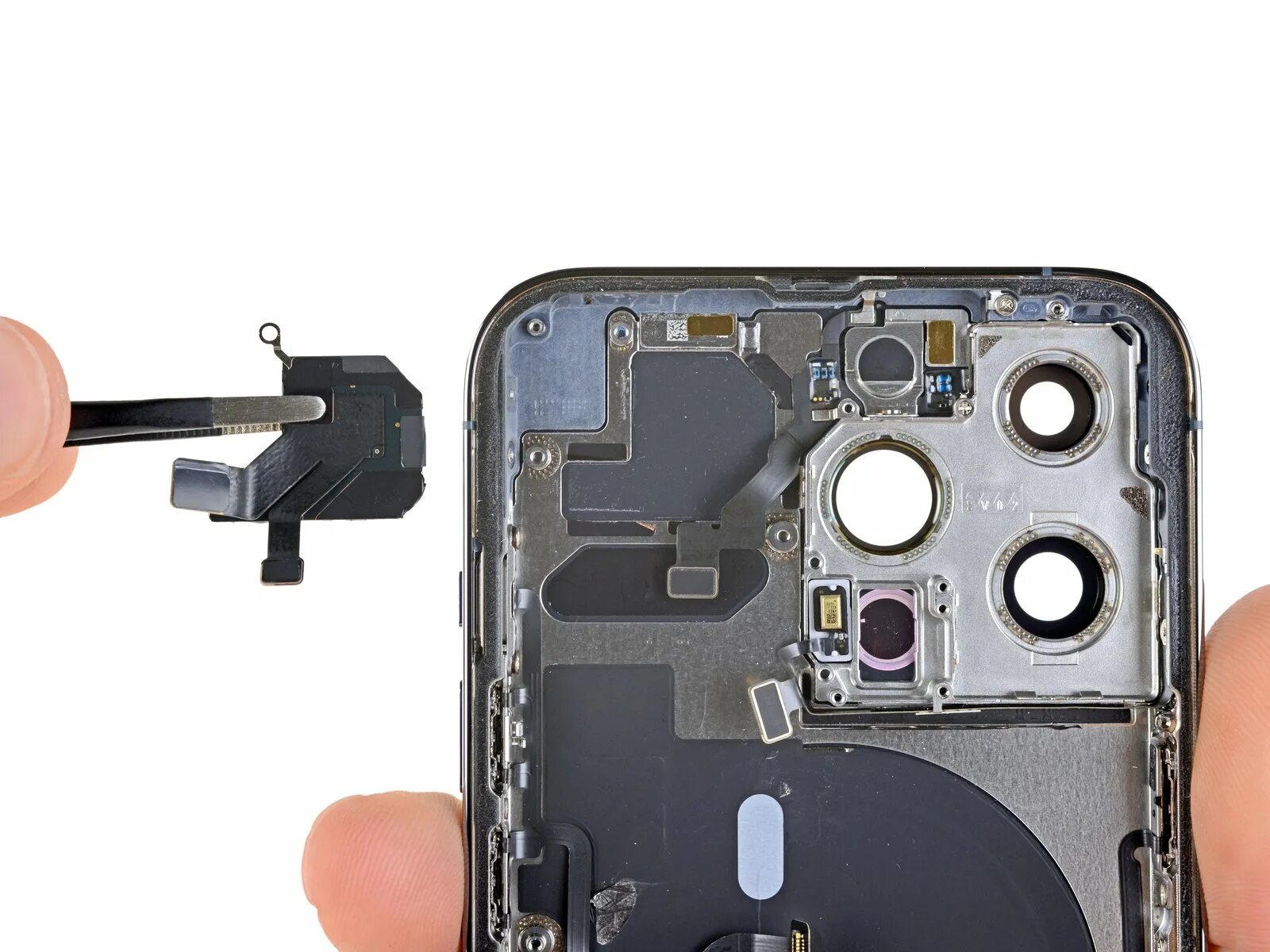 Верхний динамик на айфон 11. Iphone 13 Pro Max Teardown. Iphone 14 Pro Max верхний динамик. Iphone 13 Teardown. Айфон 13 динамик.