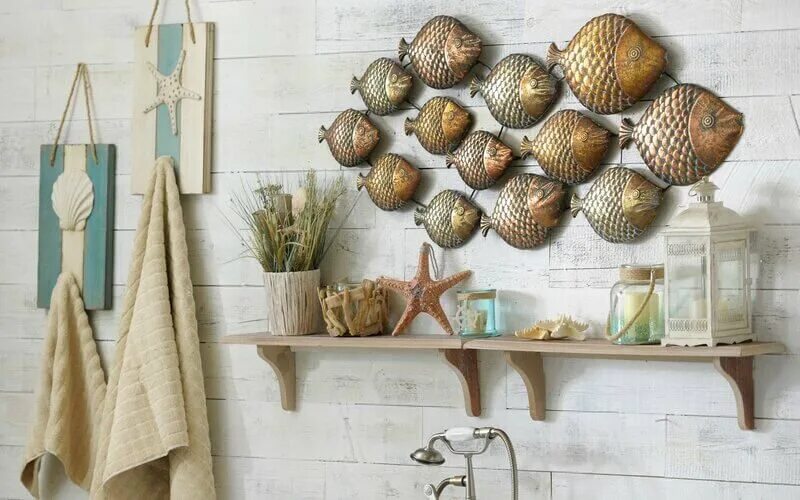 Refined Rustic Living: Country Chic Mountain Retreat Beautiful bathroom designs,