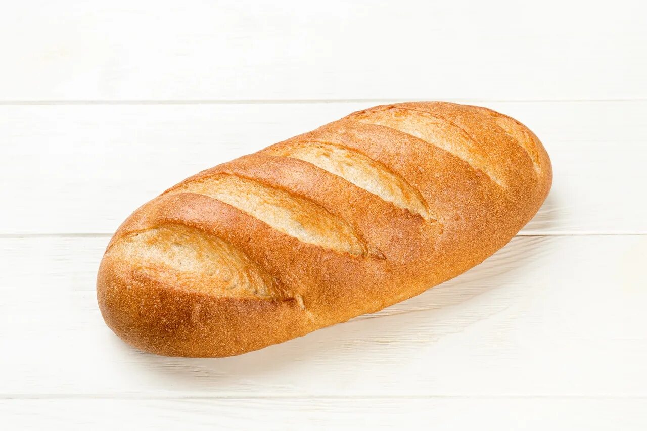 батон хлеба. хлебозавод 22 нарезной хлеб 400г. мягкий батон. батон нарезной 400г кваснин.