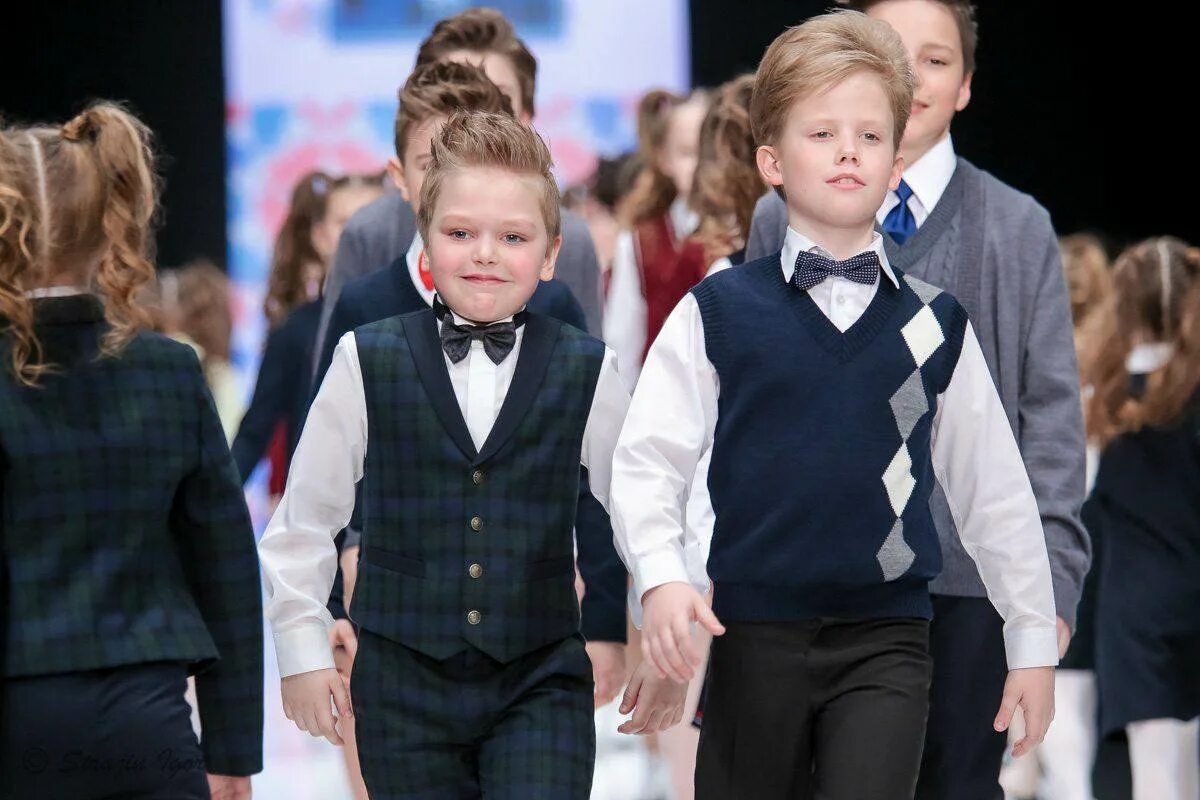 Одеть первоклассника. Как одеть первоклассника. Одеть первоклассника. 1 сентября мальчик. Образ мальчика на 1 сентября.