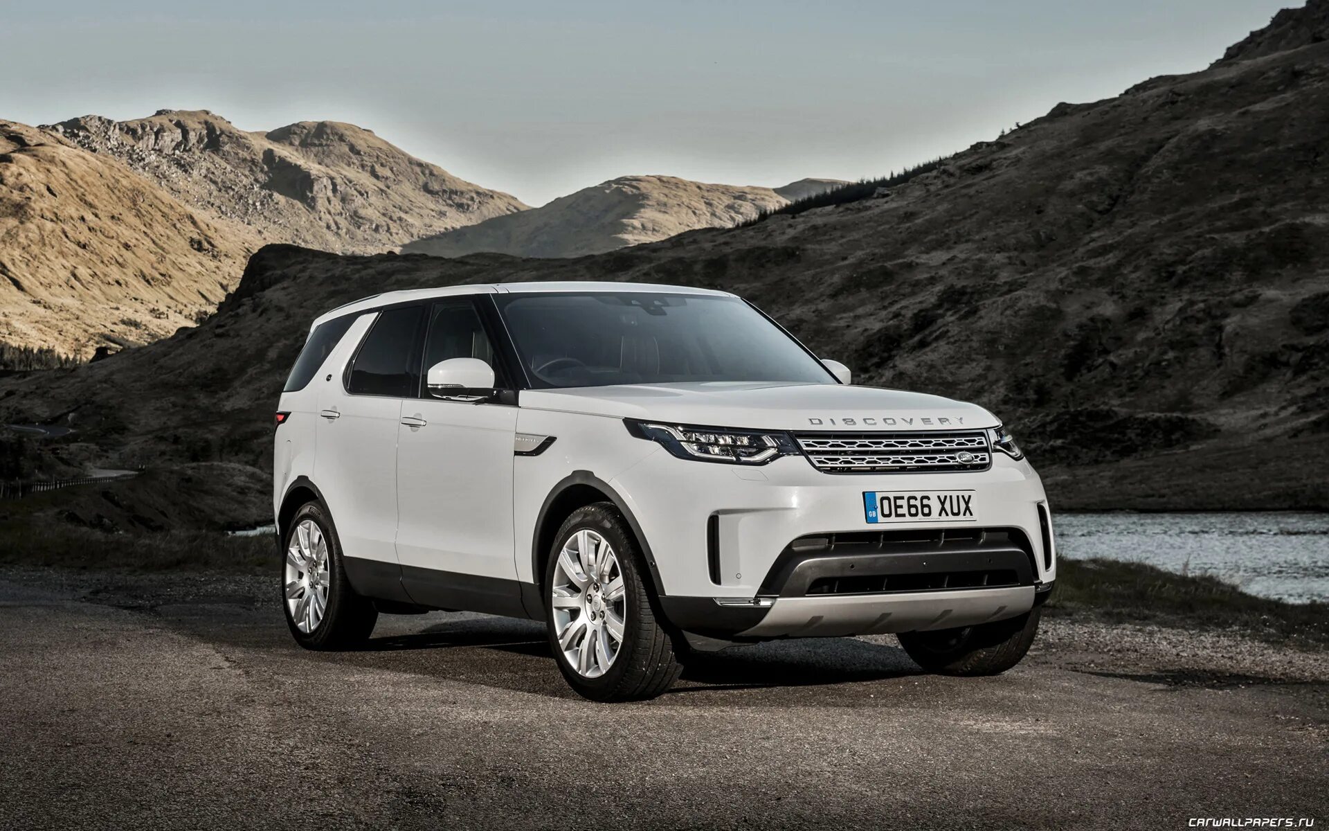 Купить новый дискавери. Land Rover Discovery 5. Range Rover Discovery 5. Лэндровер Ровер Дискавери 5. Land Rover Discovery 5 HSE.