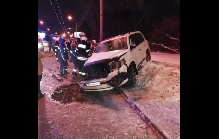 Паария на улице свободы. Авария на свободе Москва 23.12.2021. Аварии 23 декабря