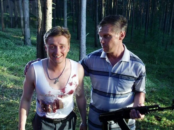 дмитрий дюжев каникулы строгого режима. каникулы строгого режима озеро. каникулы строгого режима лагерь. озеро гороховое съемки каникулы строгого режима. место где снимали каникулы строгого режима.