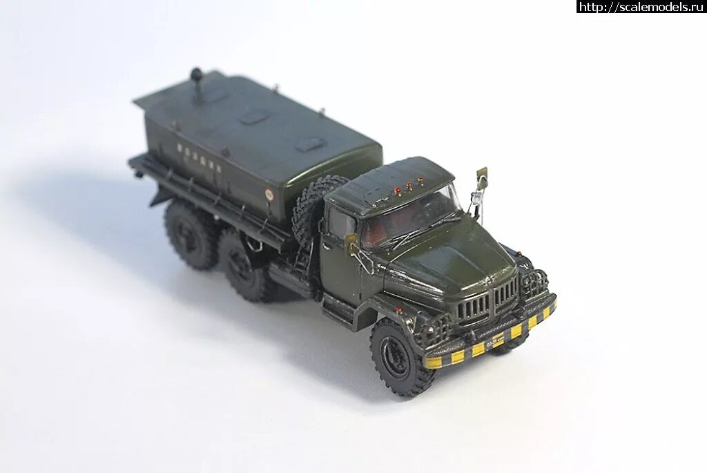 Модели avd models. ЗИЛ 131 AVD. ЗИЛ 131 модель AVD models. КРАЗ 1/72 AVD models. ЗИЛ 131 AVD 1/72.