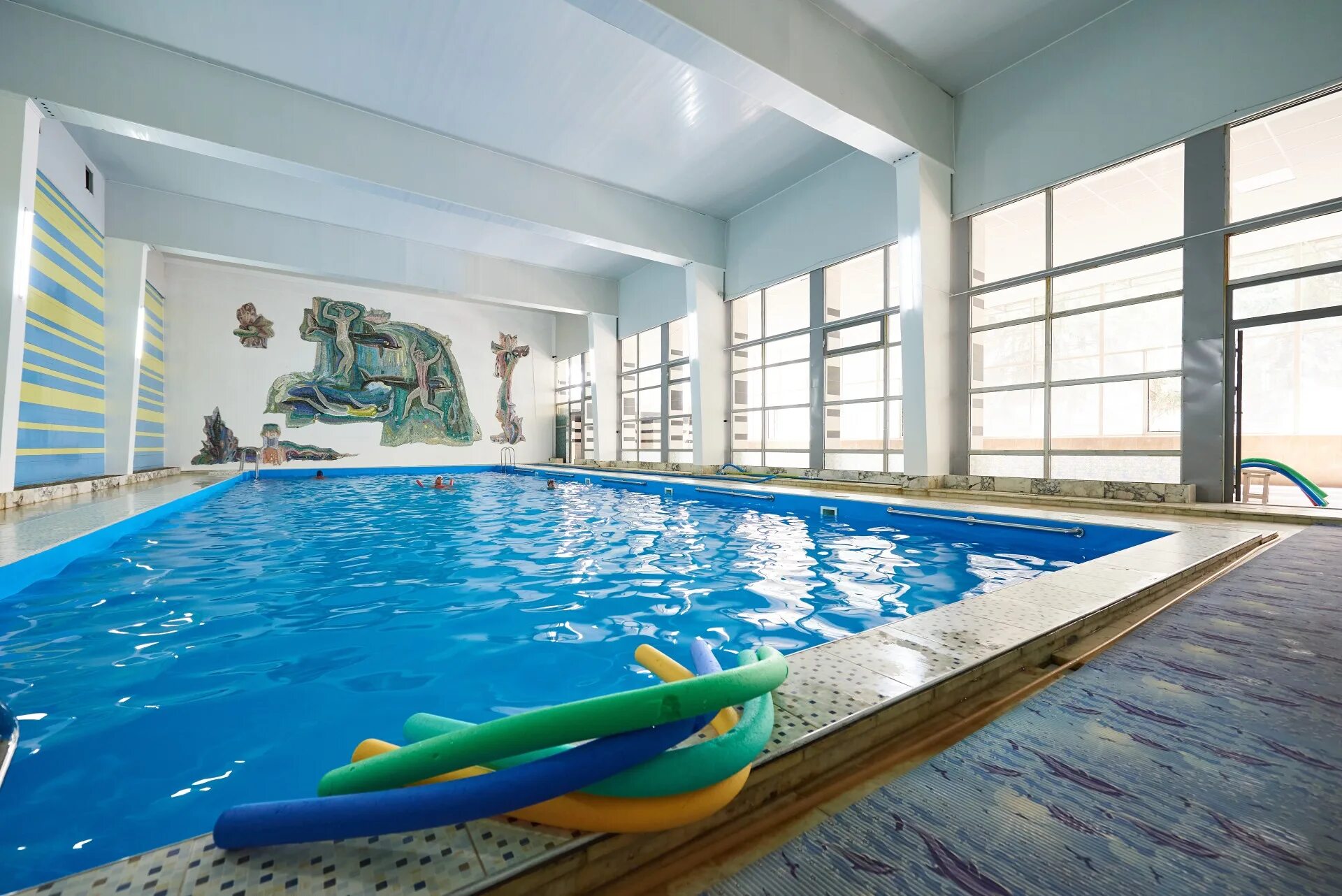 Санаторий центр союз ессентуки. Город ессентуки санаторий центр союз. Центр союз 3. Санаторий центр-союз 3* ессентуки. Ессентуки санаторий центр-союз бассейн.