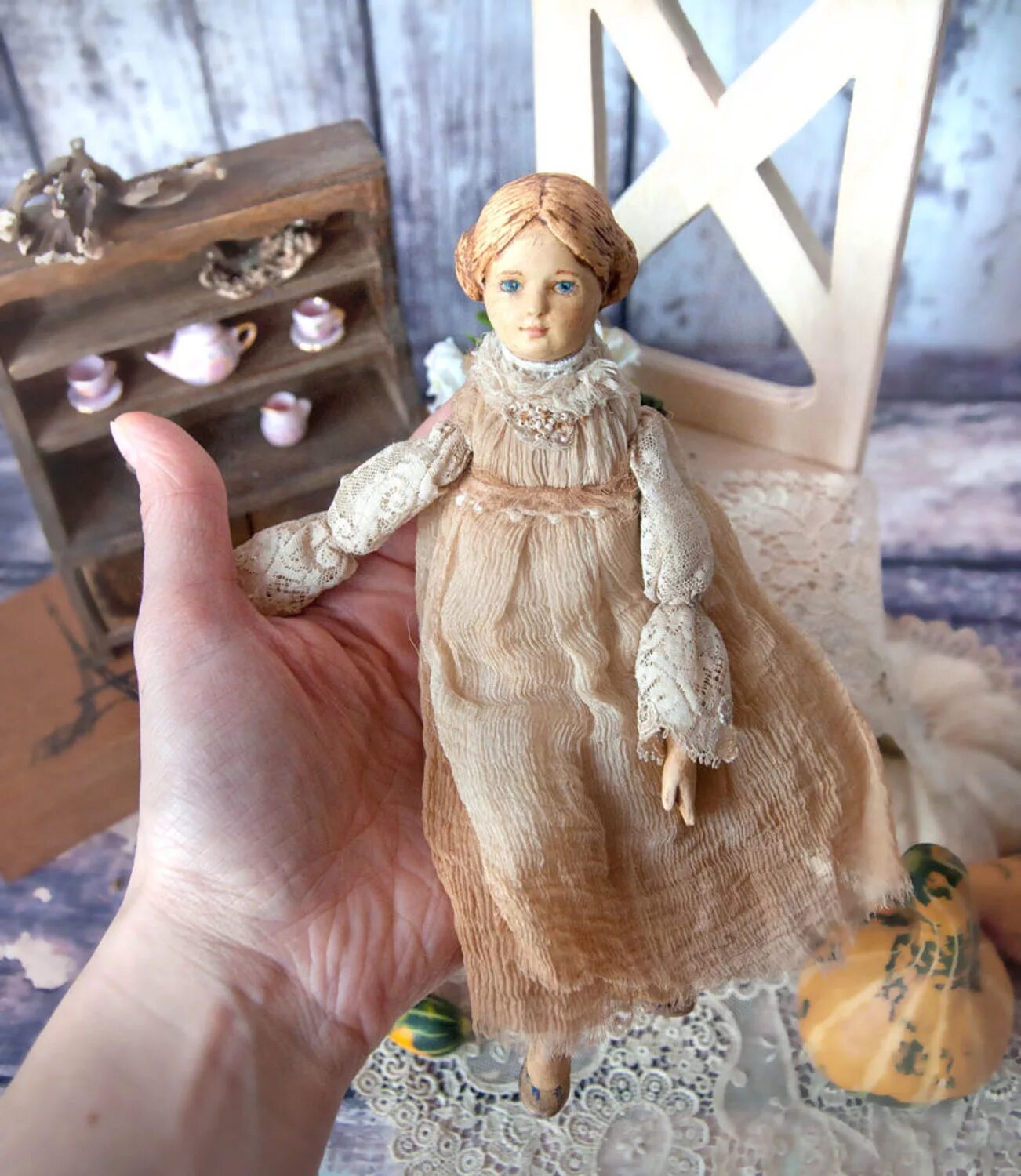 Куклы из ваты Елены Васько. Ватная игрушка барышня. Ватная игрушка девочка. Кукла из ваты мастер