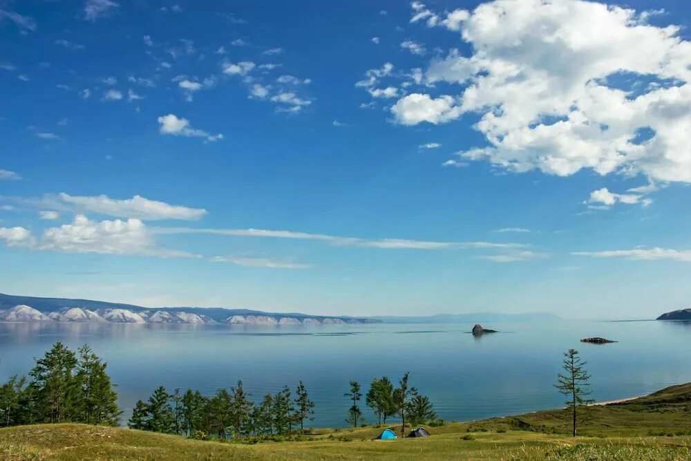 The world deepest lake is lake. Озеро Байкал. Большое озеро Байкал. 2. Озеро Байкал. Озеро Байкал летом.