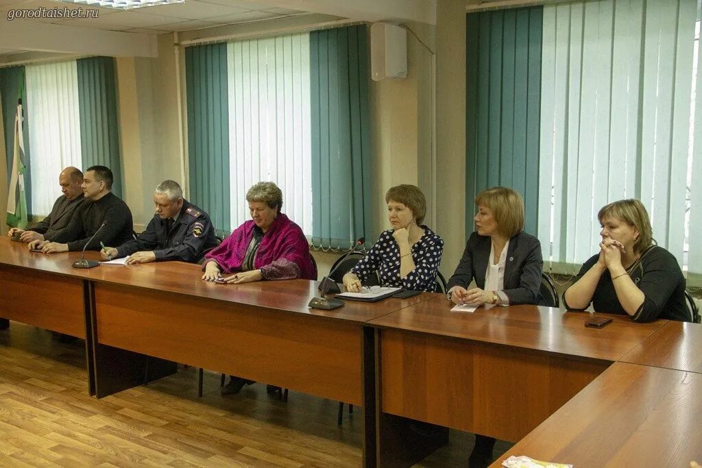 Администрация Тайшета. Сайт администрации города Тайшета. Городская администрация Тайшет. Районная администрация Тайшет.