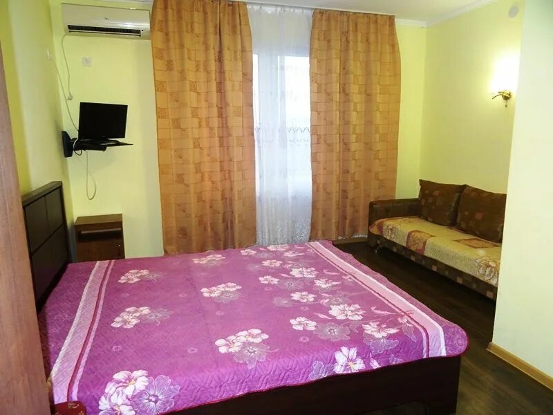 Лоо улица таллинская. Декабристов 229. Лоо краснодарский край таллинская 48 гостевой дом. Верь и живи фонд лоо. Декабристов.