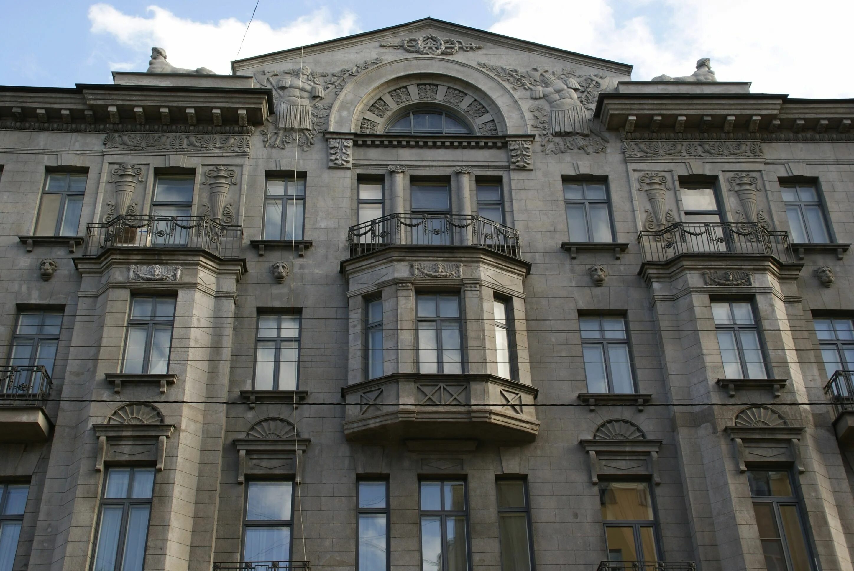 Лермонтовский пр 23 спб. Парадная доходный дом н в печаткина. Лермонтовский проспект 8/10а санкт-петербург. Синергия пенза колледж. Лермонтовский 8а.