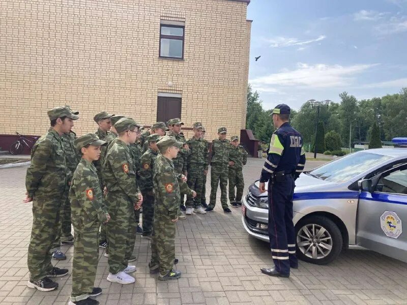 Гимс мчс россии по ростовской области вакансии. Инспектор училища. Инспектор народных училищ. Вятское городское четырехклассное училище. Инспектор училища.