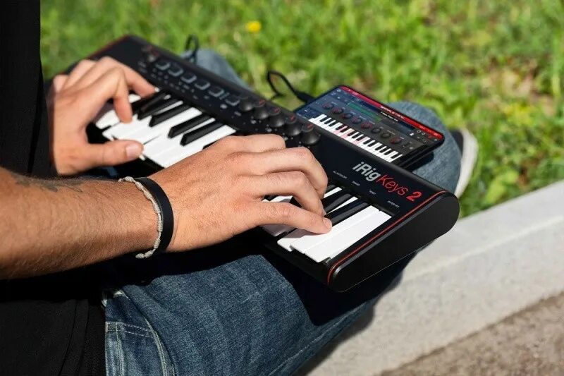 Как использовать миди клавиатуру. Midi keyboard irig 25. irig keys 2. irig миди клавиатура. миди клавиатура 2 октавы.