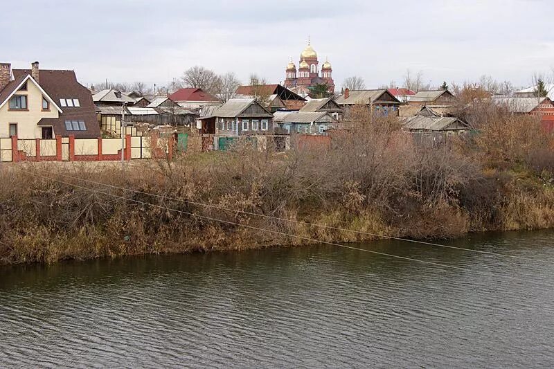 Сайты г пугачева. Пугачёв (город) города Саратовской области. Пугачёв (город). Набережная Пугачев Саратов. Пугачева город.