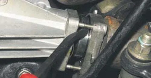 Прокладка шруса нива шевроле. Как снимать на ниве шевроле левую. Привод шрусов на ваз 2131. Niva chevrolet крепление передней фары. Привод передний нива 21213.