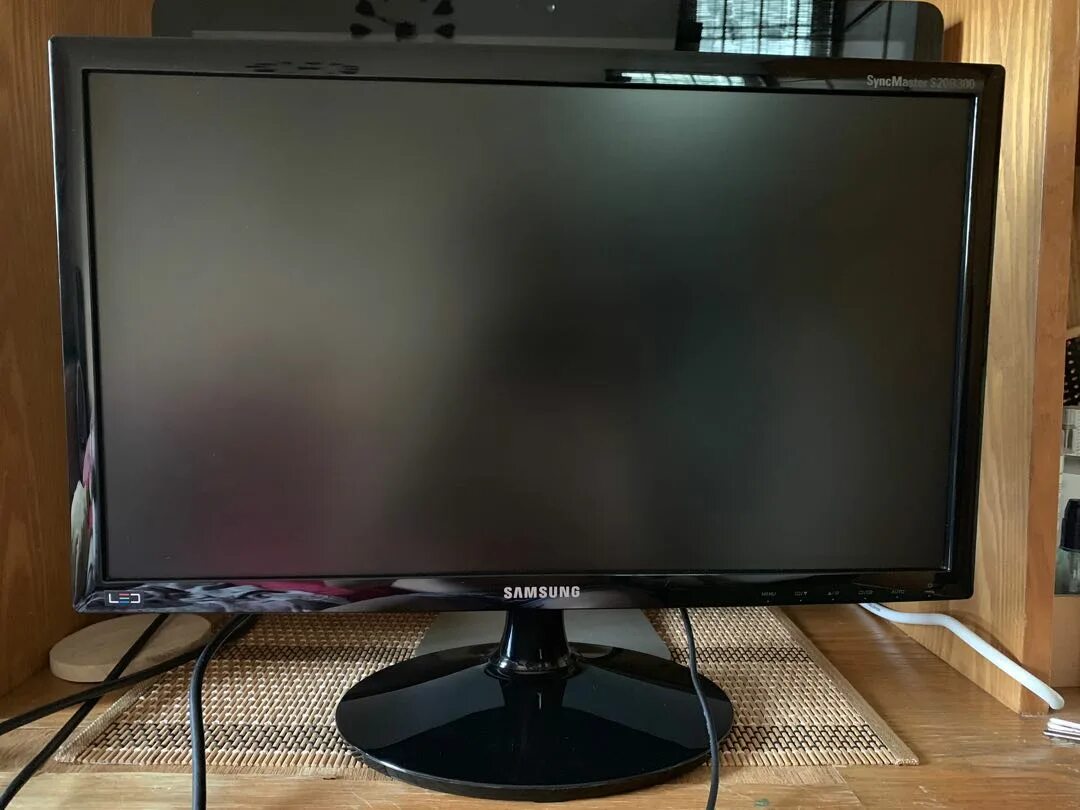 20. Монитор samsung 20. Монитор самсунг широкоформатный. Монитор samsung syncmaster s20a300n. Монитор самсунг 20 дюймов.