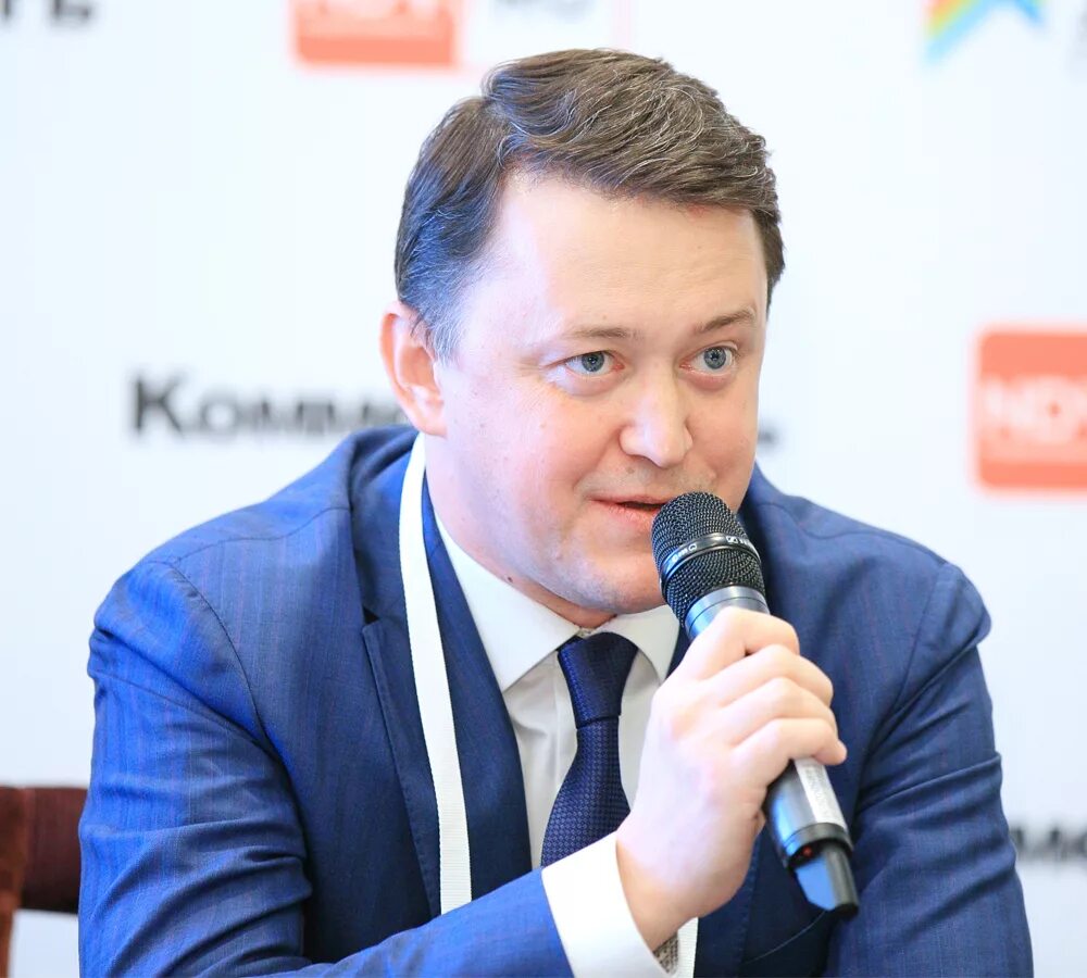 Генеральный директор аеон. Девелопмент генеральный директор. Девелопмент генеральный директор. Главстрой генеральный директор. Обручев владимир борисович сб девелопмент.