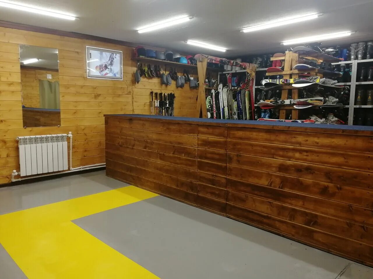 лыжи напрокат. прокат горных лыж. прокат горных лыж оренбург. самые большие магазины сноубордов. лыжи напрокат.