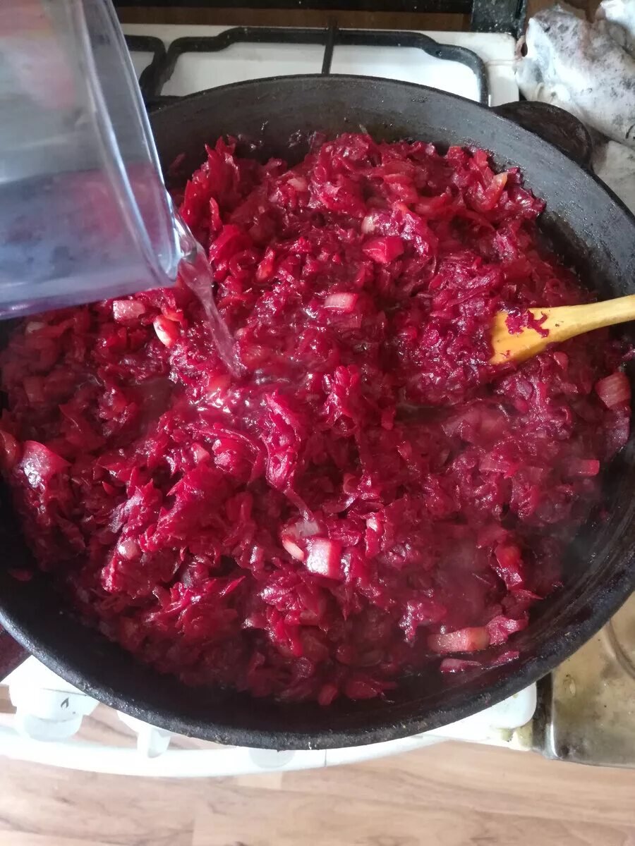 Свекла в уксусе для борща. Борщ со свеклой. заготовка для борща из свеклы. борщевая приправа. борщевая заготовка со свеклой.