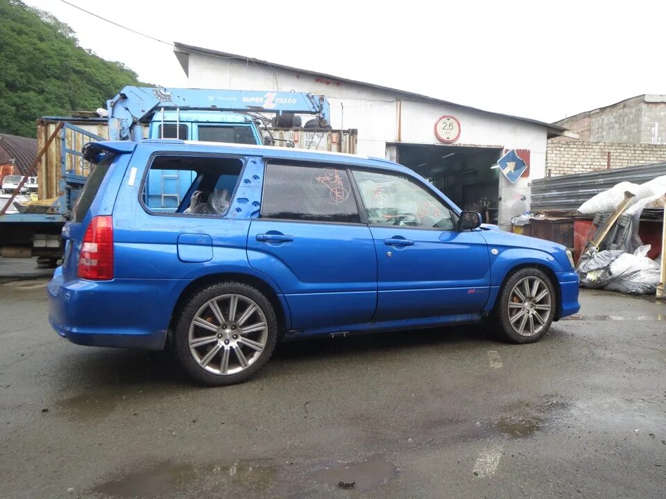 Subaru forester r17. Передние колеса субару форестер. Subaru forester sg. Forester sg5 215/60 r16. Forester sg 225 55 17.
