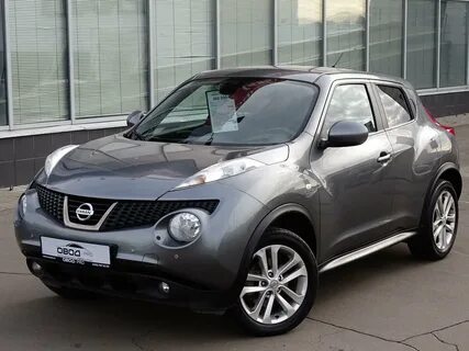 Nissan серый