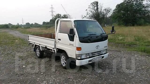 Toyota dyna фургон. Тойота дюна 3 тонны. Toyota dyna 200. Ly61-тойота дюна рефрижератор 1500кг. Дизельный погрузчик тойота 3 тонны.