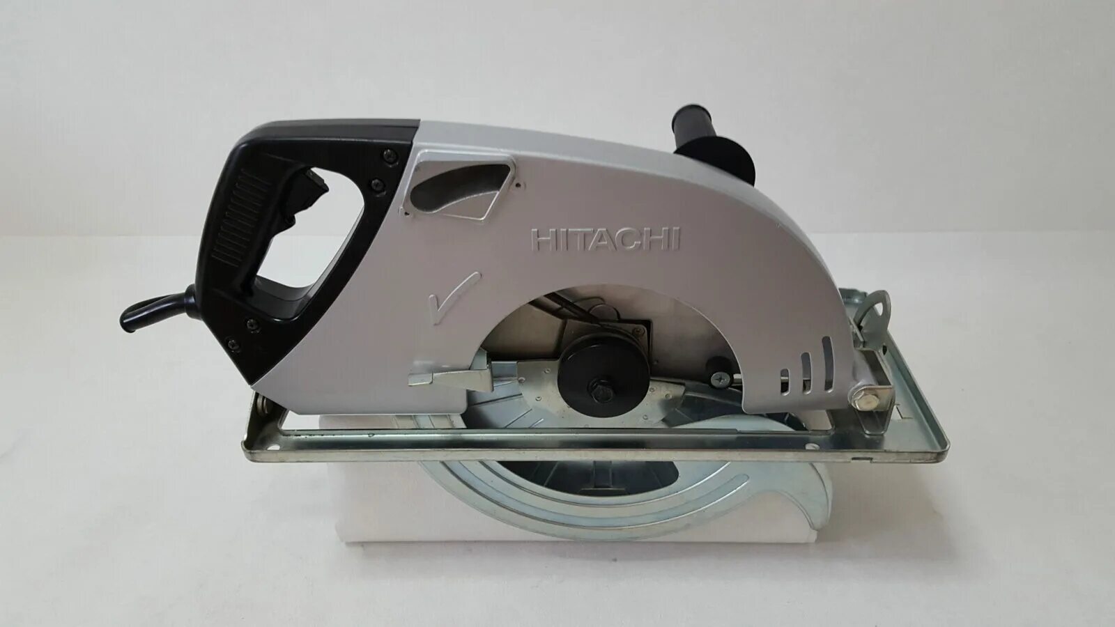 14 про купить новосибирск. Hitachi c13u. Дисковая пила Hitachi c13u. Запчасти для Hitachi c10re. Hitachi c1476mnr.
