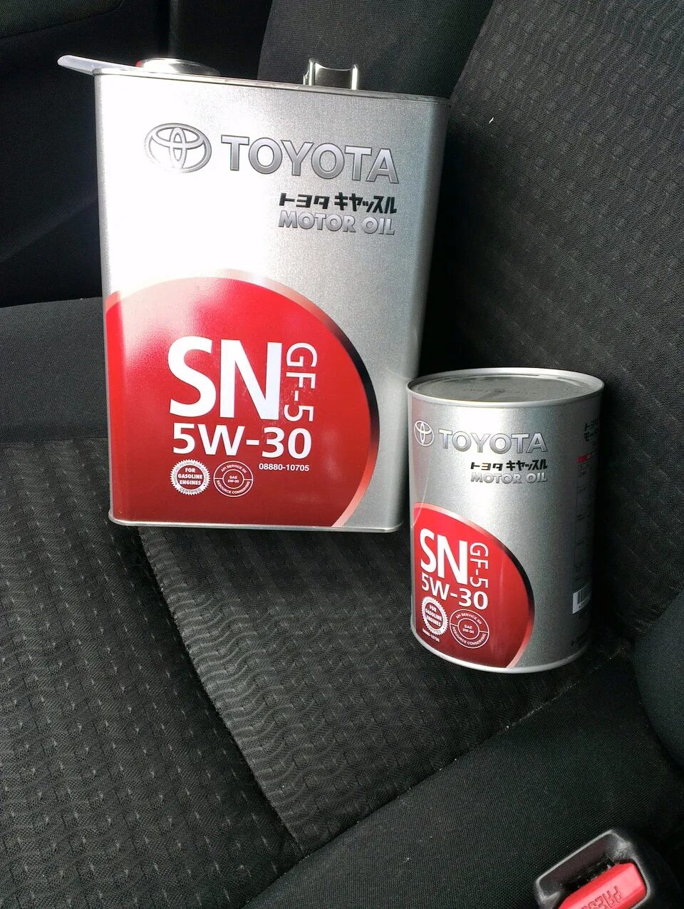 Toyota SN 5w-30. Моторное Toyota 5w30. Toyota Motor Oil SN gf-5 5w-30. Тойота 5w30 оригинал. Масло тойота 5w30 железная