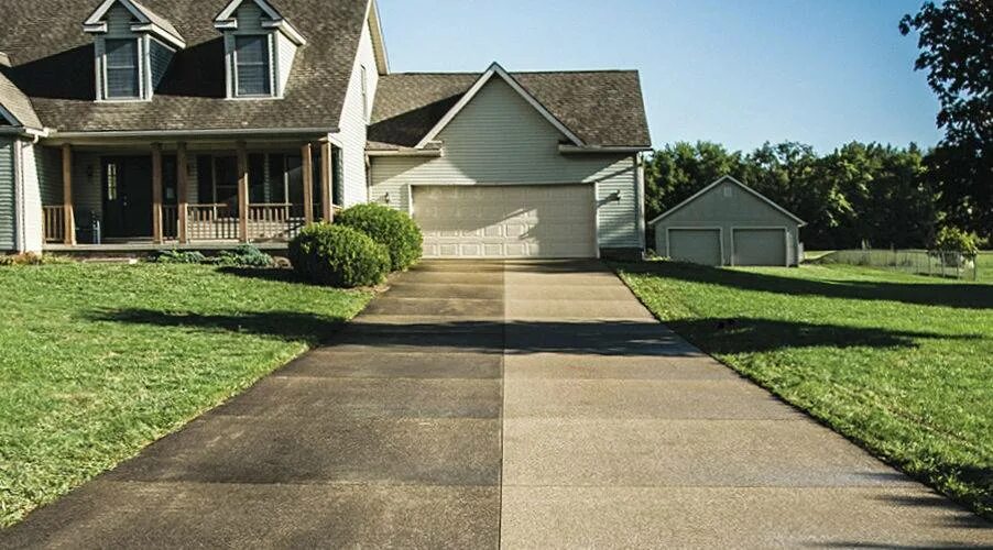 Flat area. Pressure washing Company. House washing.