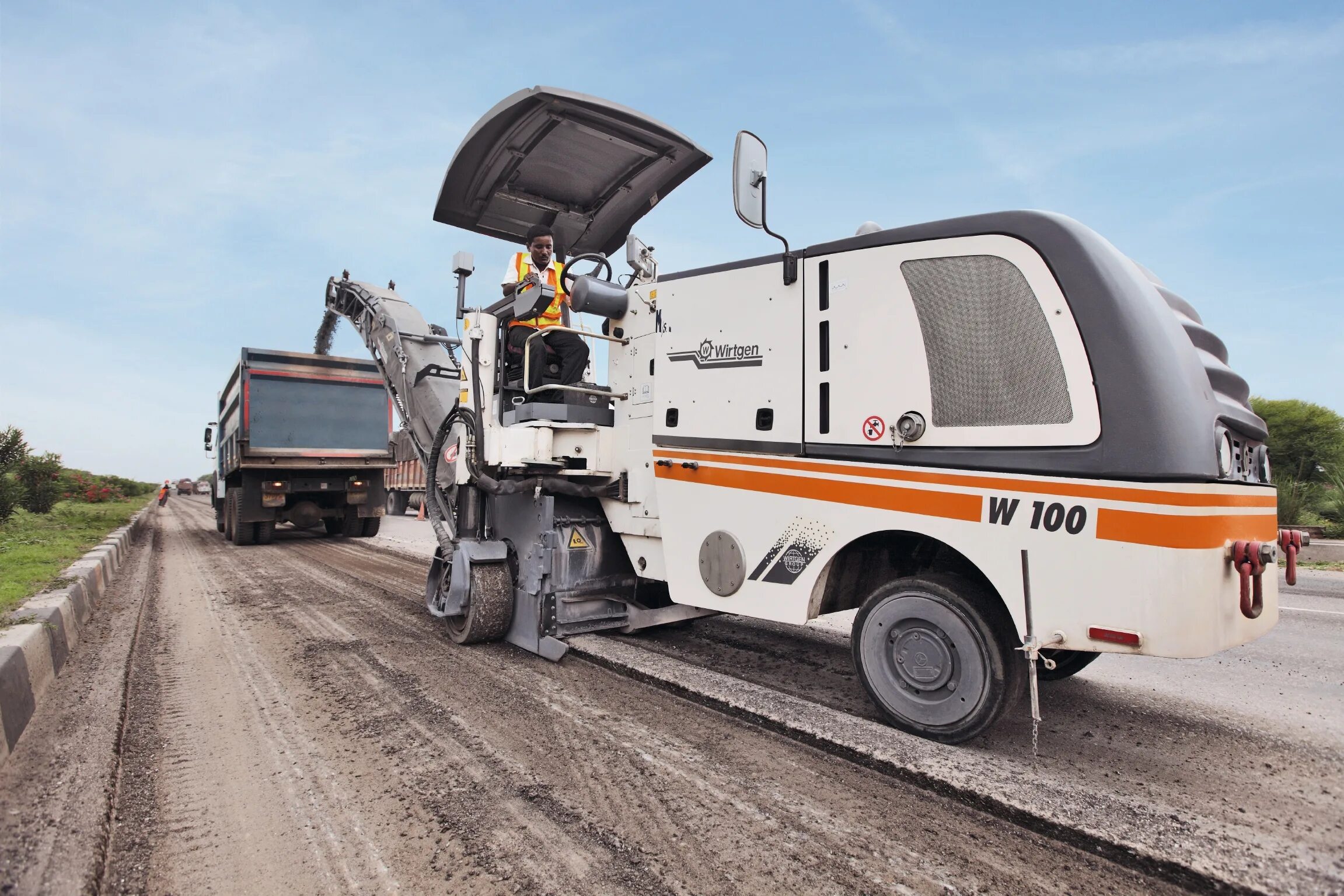 Дорожная фреза wirtgen w100. Фреза виртген 1300. Wirtgen фреза w35. Фреза дорожная wirtgen, w200 f. Дорожная фреза wirtgen w130.