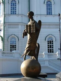 Памятник митрофану