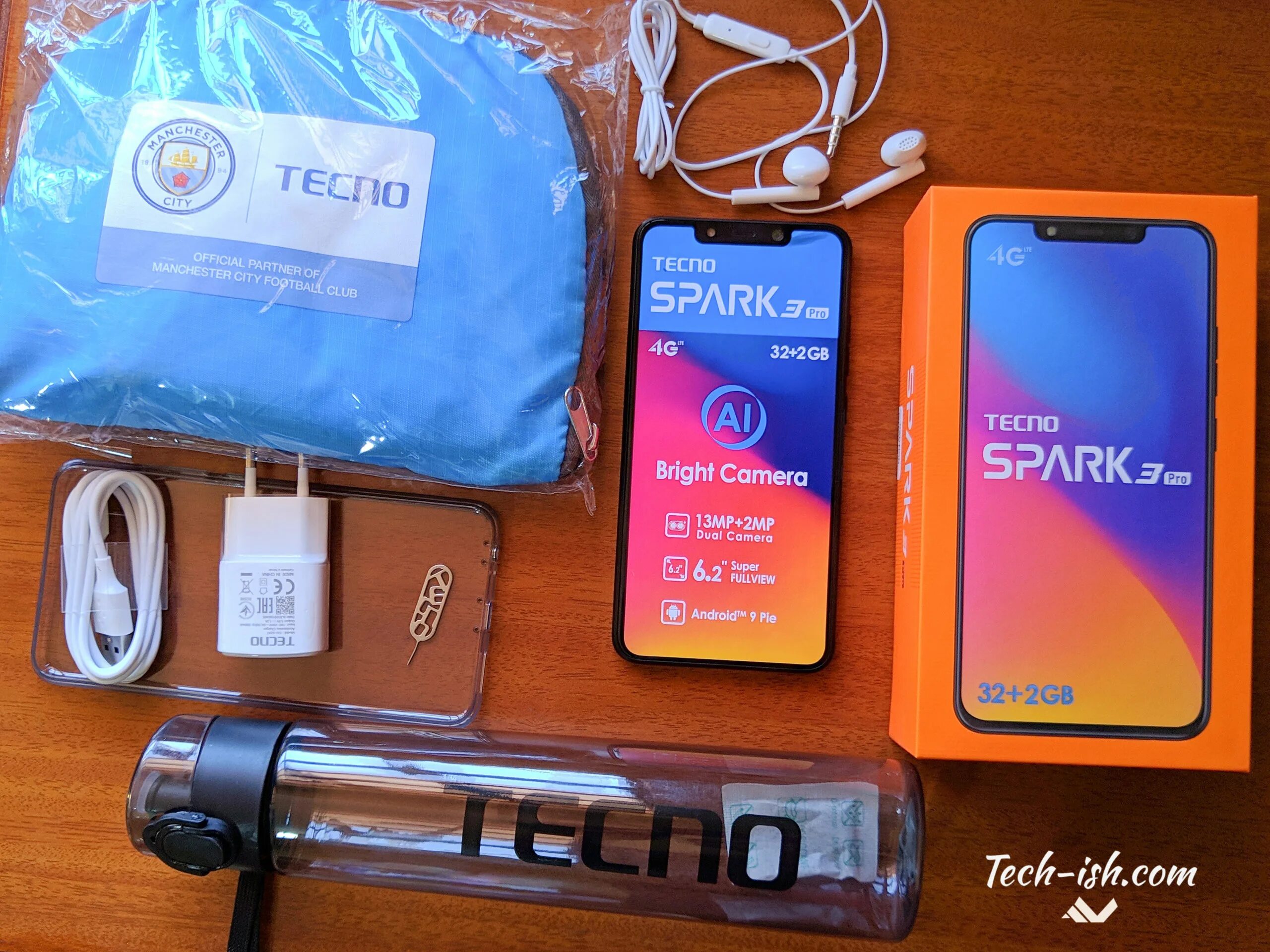 Spark go 3 64. Techno Spark 6 Pro. Techno Spark 3 Air. Теcno Spark. Techno Spark Dual Camera.