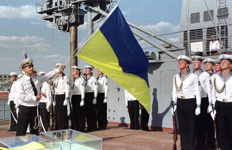 ВМФ Украина 1992. Раздел Черноморского флота 1992. ВМС Украины и ВМФ Севастополь. Черноморский флот.