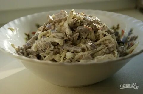 Салат с мясом и луком